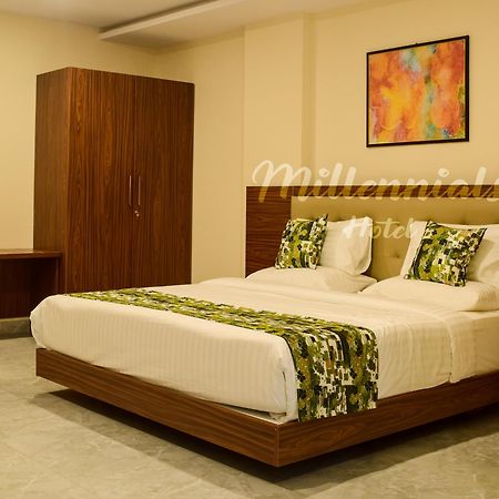 Hotel S R Plaza At Delhi Airport Nueva Delhi Exterior foto